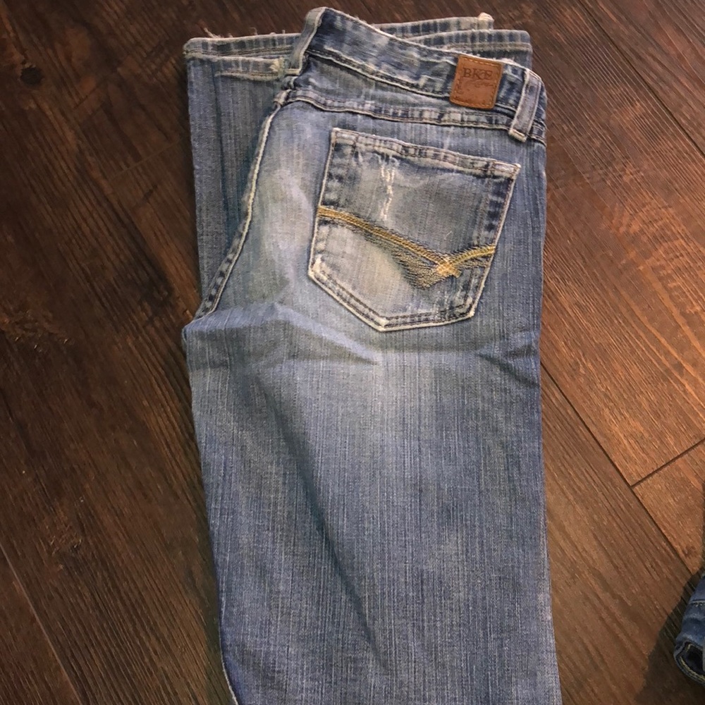 Size 29. Good condition
